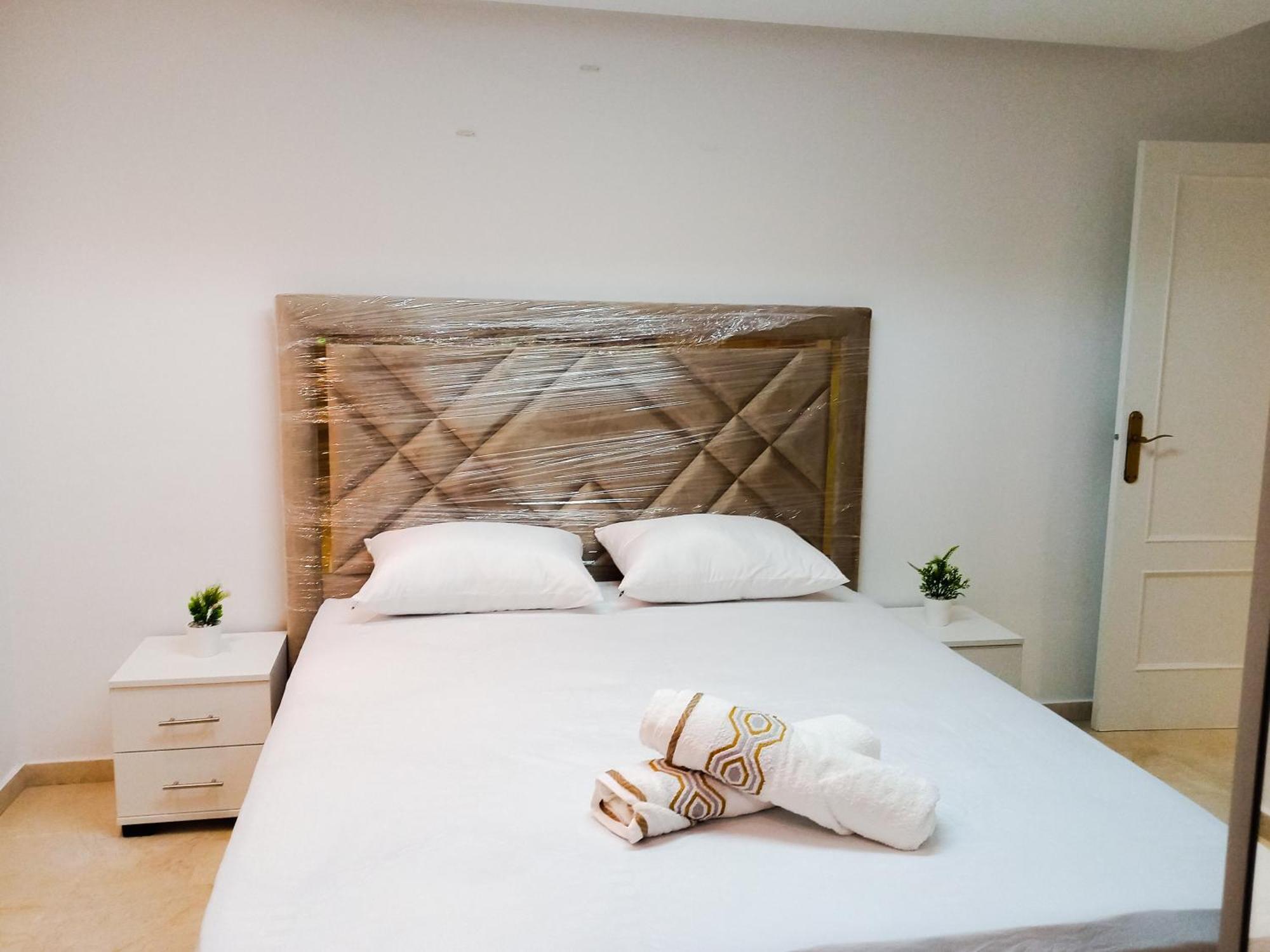 Appartement A Malabata En Face Centre Commercial Megarama & La Gare De Tgv M2 Tanger Kültér fotó
